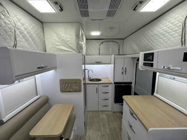 NEW 2025 SNOWY RIVER SRH13 HYBRID 1 AXLE