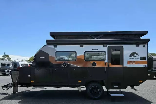 https://media-caravea.syd1.digitaloceanspaces.com/caravans/6EC14293/image-1.webp?q=LFeBk01H7A