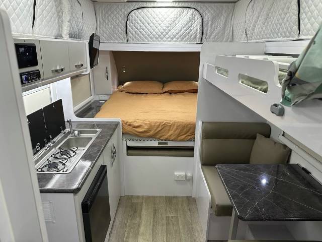 NEW 2025 SNOWY RIVER SRH16F FAMILY HYBRID 1 AXLE