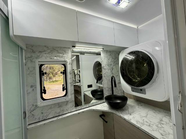 NEW 2026 AVIDA BIRDSVILLE LX C7464SL MOTORHOME SERIES 2