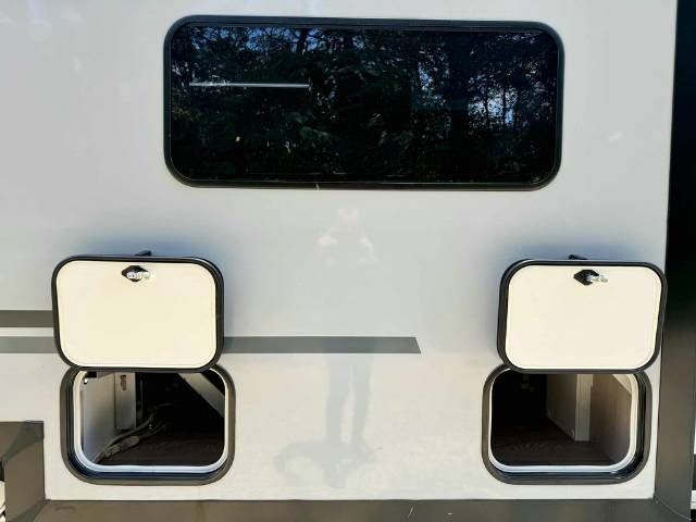 NEW 2026 AVIDA BIRDSVILLE LX C7464SL MOTORHOME SERIES 2