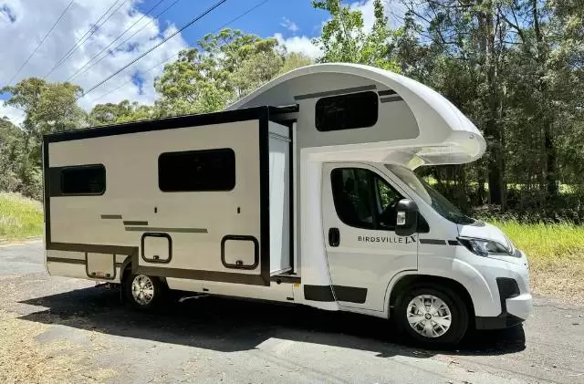 https://media-caravea.syd1.digitaloceanspaces.com/caravans/6EC14616/image-2.webp?q=PsWv5kViJP