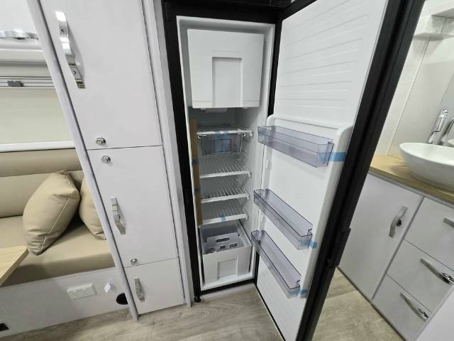 NEW 2025 SNOWY RIVER SRH16 MY26 *AVAILABLE NOW* HYBRID 1 AXLE