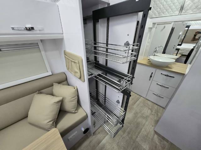 NEW 2025 SNOWY RIVER SRH16 MY26 *AVAILABLE NOW* HYBRID 1 AXLE