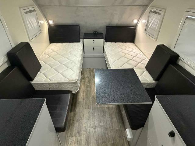 USED 2018 SPORTSCRUISER TOURER 1600 CARAVAN 1 AXLE