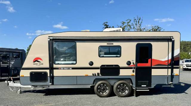 USED 2024 SNOWY RIVER SRC21 CARAVAN 2 AXLE