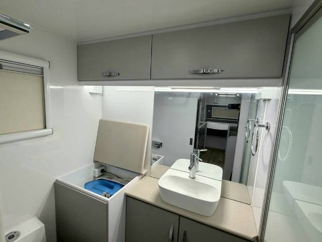 USED 2024 SNOWY RIVER SRC21 CARAVAN 2 AXLE