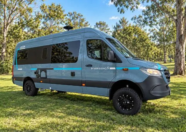 https://media-caravea.syd1.digitaloceanspaces.com/caravans/6EC14924/image-2.webp?q=uxrl3CTUmv
