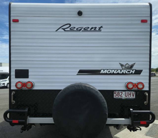 USED 2018 REGENT MONARCH SLIDE CARAVAN 2 AXLE