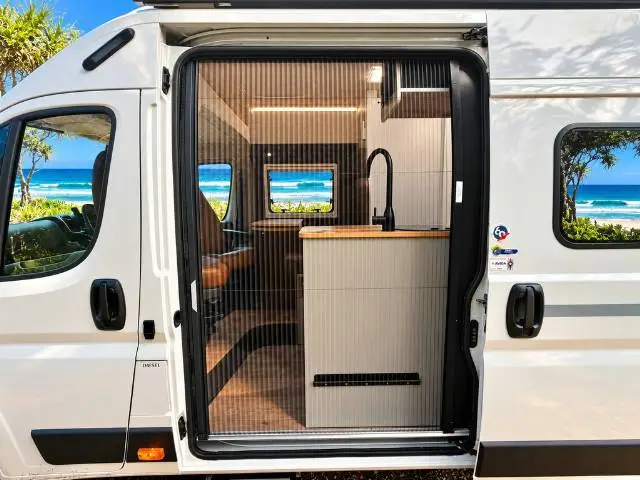 NEW 2026 AVIDA TREK V6452 E