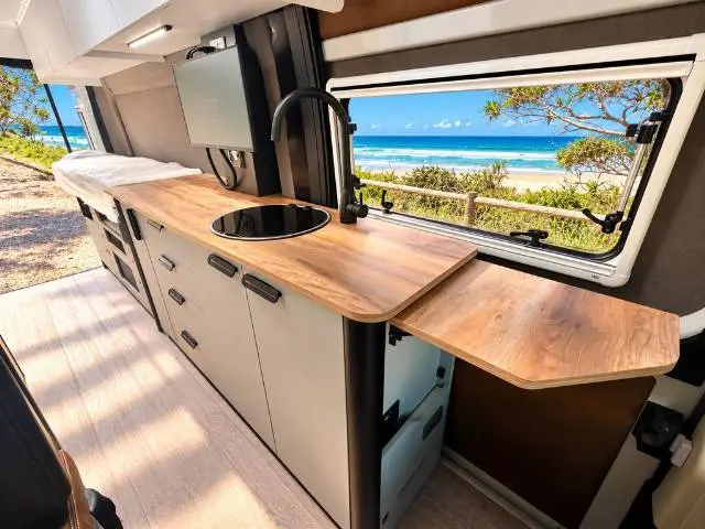 NEW 2026 AVIDA TREK V6452 E