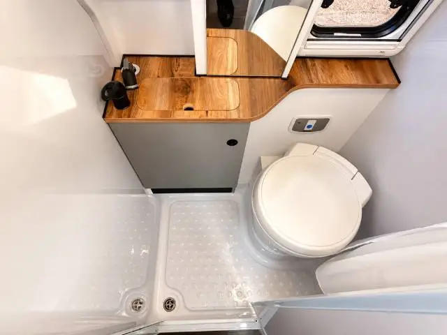 NEW 2026 AVIDA TREK V6452 E