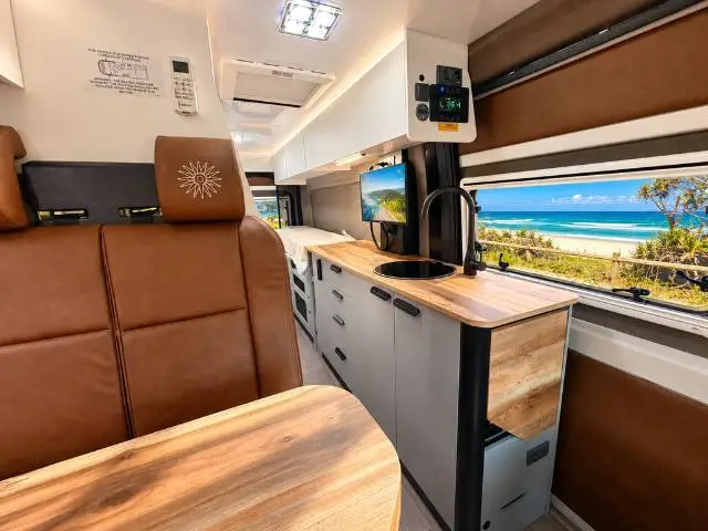 NEW 2026 AVIDA TREK V6452 E