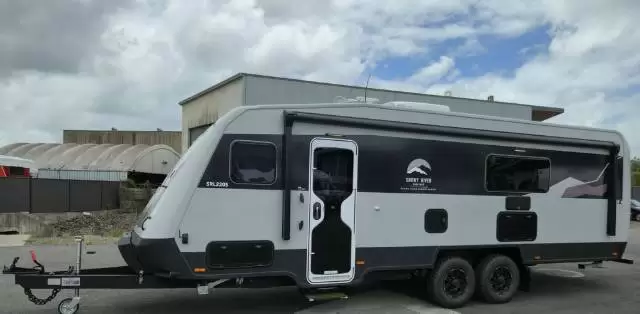NEW 2025 SNOWY RIVER SRL220S