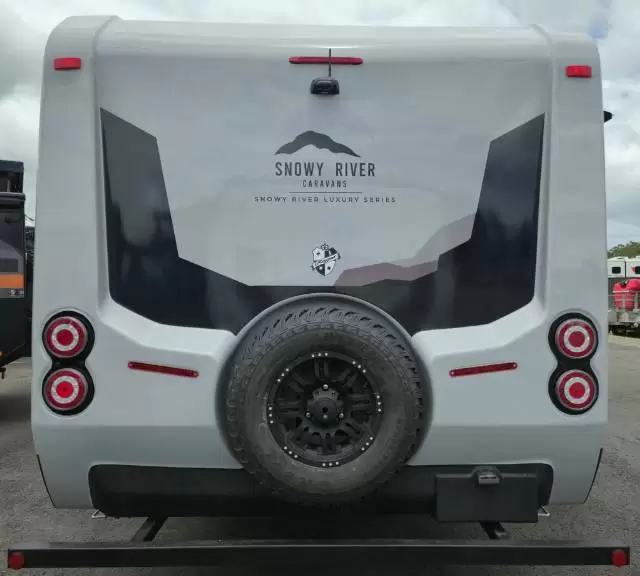 https://media-caravea.syd1.digitaloceanspaces.com/caravans/6EC15267/image-2.webp?q=KxbcRLI5gk