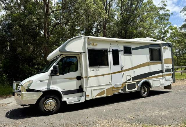 USED 2009 SUNLINER SUNRISE MOTORHOME AUTOMATIC
