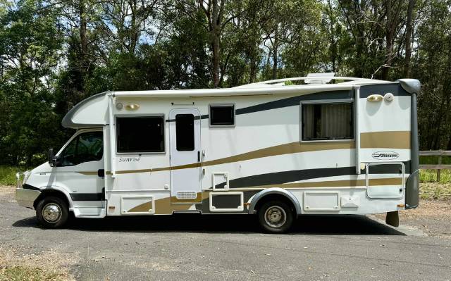 USED 2009 SUNLINER SUNRISE MOTORHOME AUTOMATIC