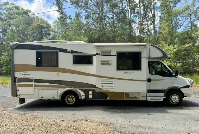 USED 2009 SUNLINER SUNRISE MOTORHOME AUTOMATIC