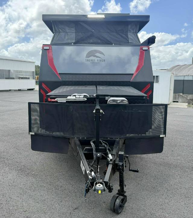 USED 2024 SNOWY RIVER SRH15 FAMILY HYBRID 1 AXLE