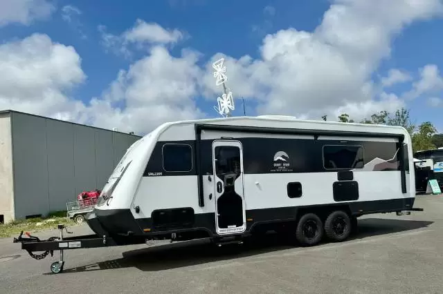 NEW 2025 SNOWY RIVER SRL220S