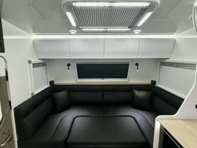 NEW 2025 SNOWY RIVER SRL220S