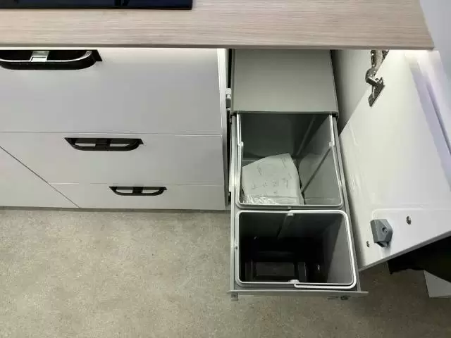 NEW 2025 SNOWY RIVER SRL220S