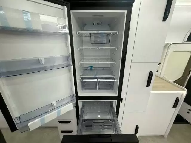 NEW 2025 SNOWY RIVER SRL220S