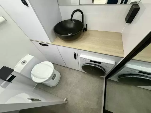 NEW 2025 SNOWY RIVER SRL220S