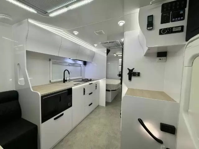 NEW 2025 SNOWY RIVER SRL220S