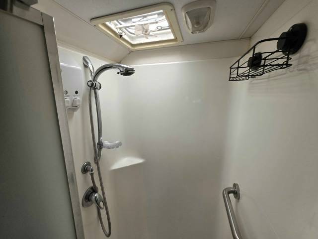 USED 2011 GOLDEN EAGLE EUREKA CARAVAN 2 AXLE