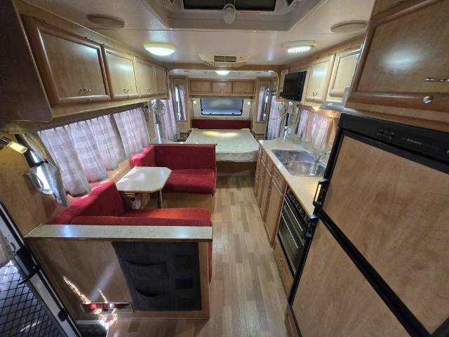 USED 2011 GOLDEN EAGLE EUREKA CARAVAN 2 AXLE