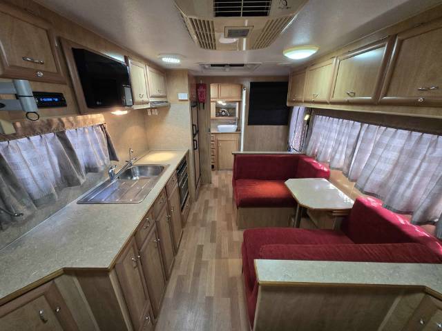USED 2011 GOLDEN EAGLE EUREKA CARAVAN 2 AXLE