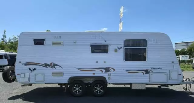 USED 2011 GOLDEN EAGLE EUREKA