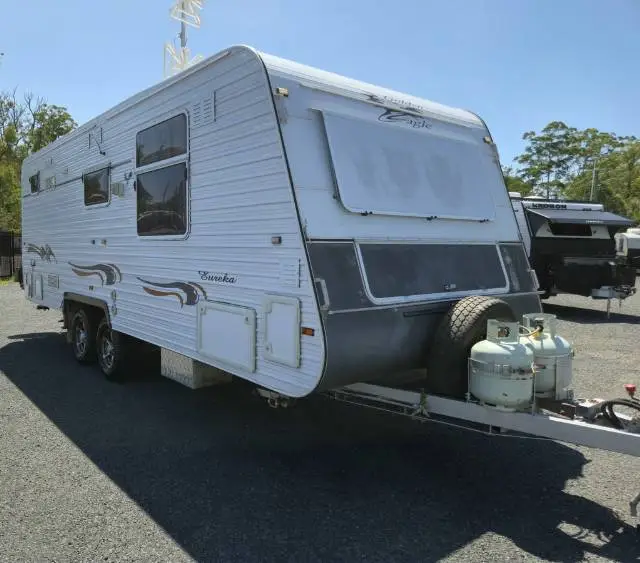 USED 2011 GOLDEN EAGLE EUREKA