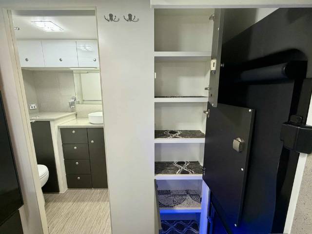 USED 2021 SPINIFEX CARAVANS XSCAPE CARAVAN 2 AXLE