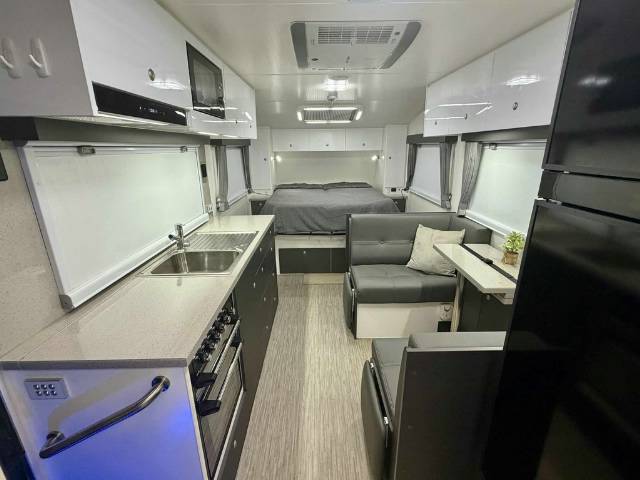 USED 2021 SPINIFEX CARAVANS XSCAPE CARAVAN 2 AXLE