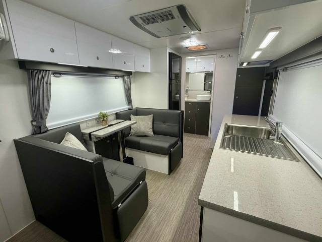 USED 2021 SPINIFEX CARAVANS XSCAPE CARAVAN 2 AXLE
