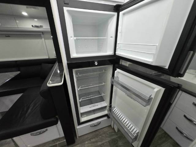 USED 2023 SNOWY RIVER SRC21S SLIDE CARAVAN 2 AXLE