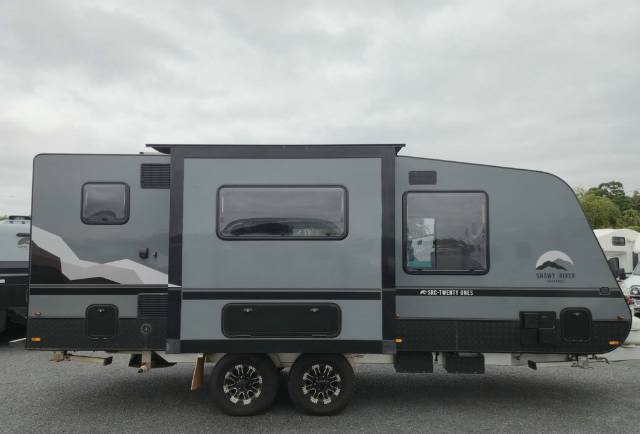 USED 2023 SNOWY RIVER SRC21S SLIDE CARAVAN 2 AXLE