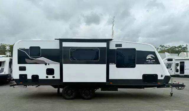 NEW 2025 SNOWY RIVER SRL216S
