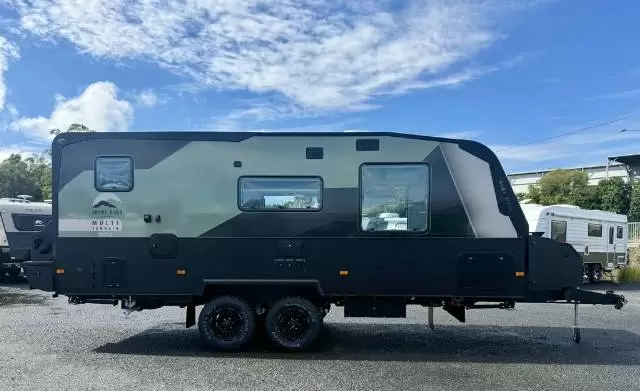 https://media-caravea.syd1.digitaloceanspaces.com/caravans/6EC15694/image-3.webp?q=oDMTHm4c9F