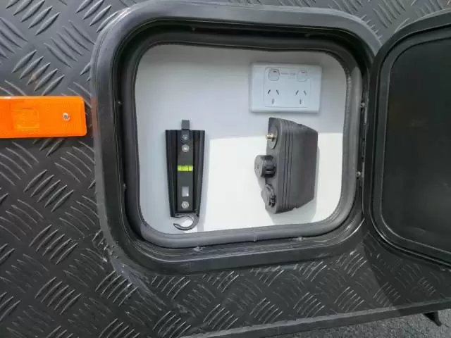 NEW 2026 SNOWY RIVER SRT18 MY26