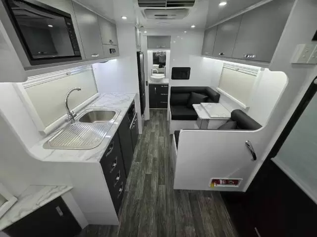 NEW 2026 SNOWY RIVER SRT18 MY26