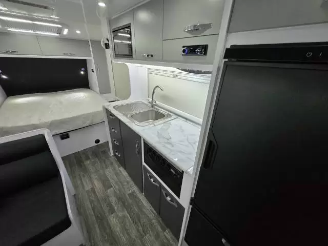 NEW 2026 SNOWY RIVER SRT18 MY26