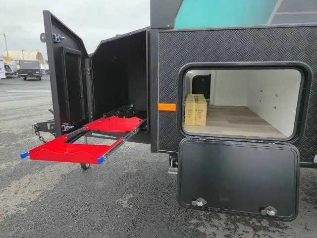 https://media-caravea.syd1.digitaloceanspaces.com/caravans/6EC15696/image-8.webp?q=Oc8MGTBOzb