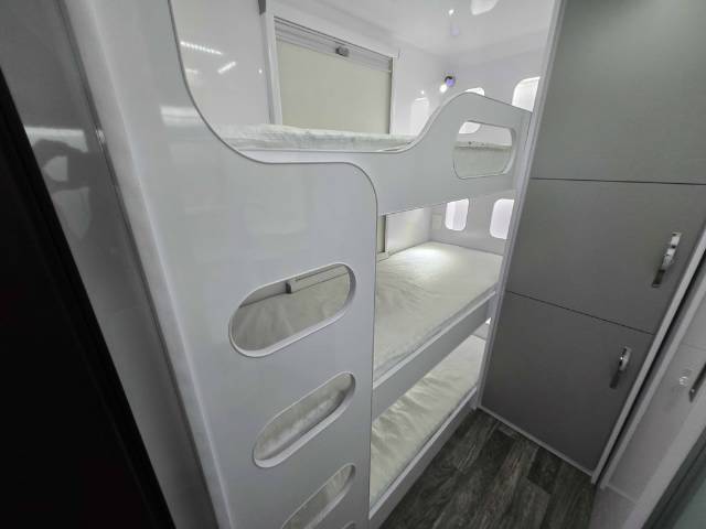 NEW 2026 SNOWY RIVER SRT22F FAMILY MY26 CARAVAN 2 AXLE