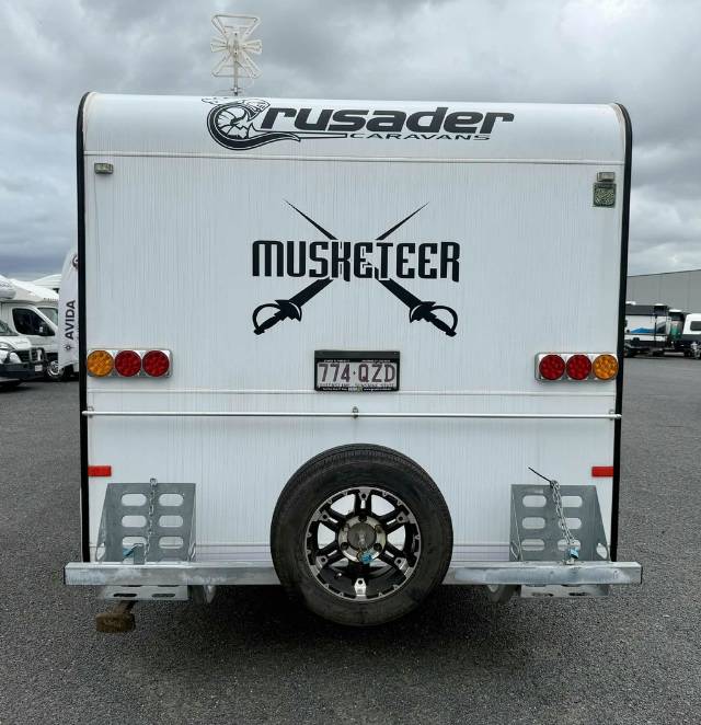 USED 2014 CRUSADER MUSKETEER ATHOS CARAVAN 2 AXLE