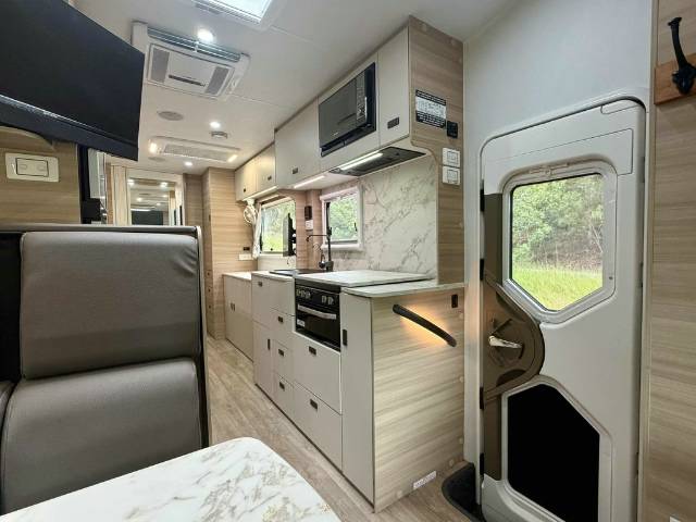 USED 2025 JAYCO DESTINY FA25-1 MOTORHOME AUTOMATIC