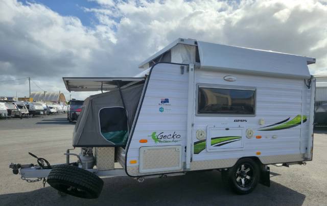 USED 2017 NEW AGE CARAVANS GECKO 11S POPTOP 1 AXLE