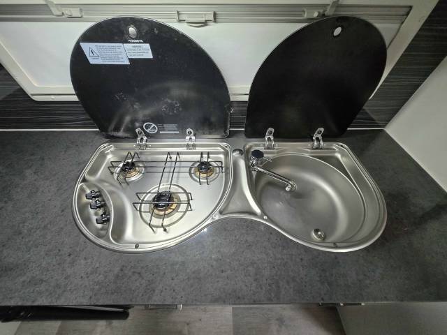 USED 2017 NEW AGE CARAVANS GECKO 11S POPTOP 1 AXLE